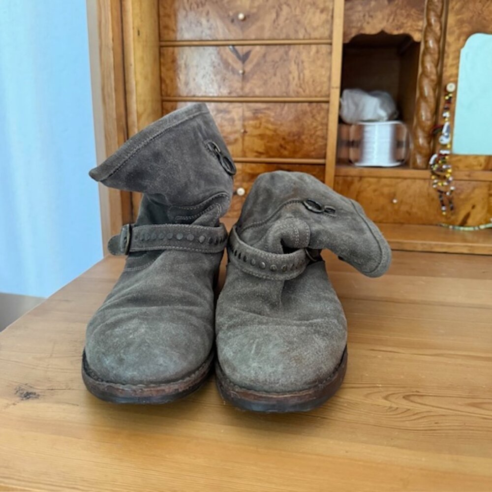 Fiorentini and Baker Suede Ankle Boots 39